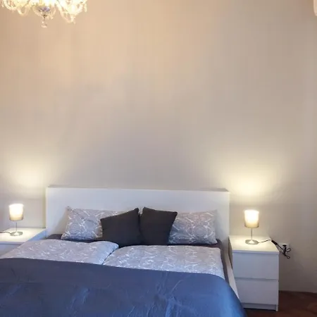 Apt Tennis Prime Location, Parking, Near Beach, Self Check-in * Opatija