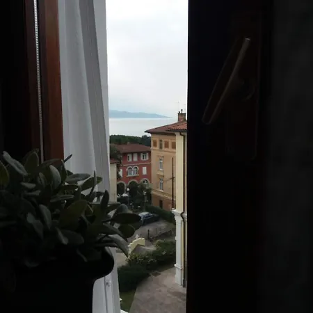 Apartment Apt Tennis Prime Location, Parking, Near Beach, Self Check-in *